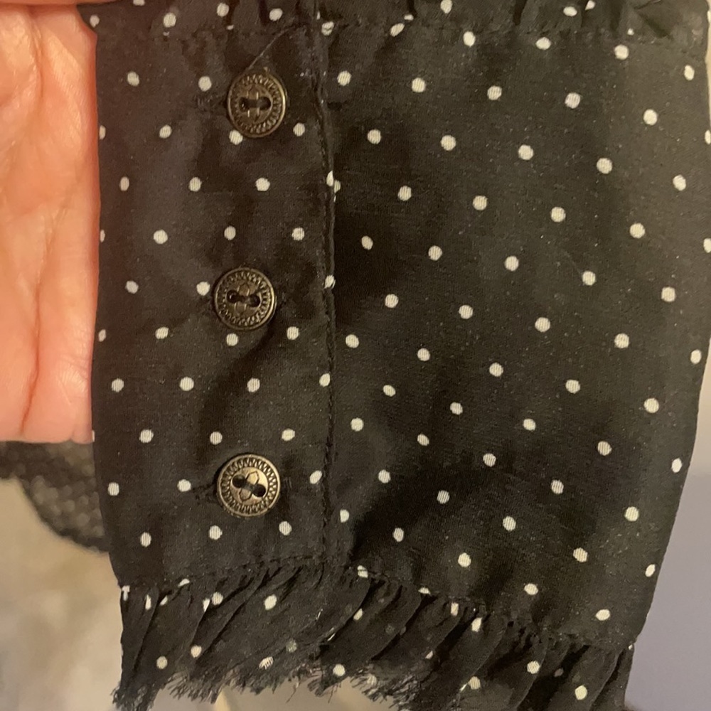 FREE PEOPLE women’s polka dot sheet RUFFLED button up blouse whtite black Small - Picture 5 of 11